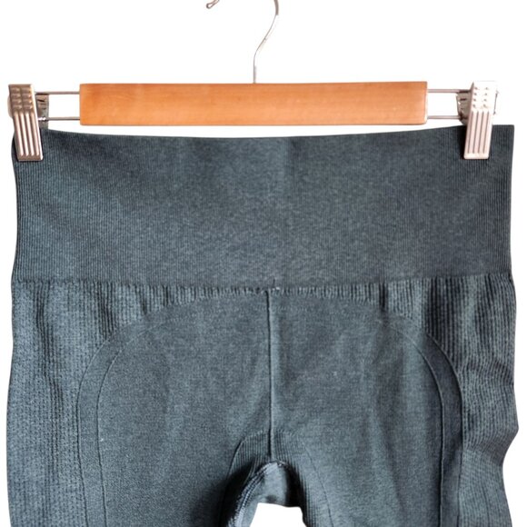 Lululemon Pants Women's Green 6 Ebb and Flow II Crop Leggings - Picture 6 of 8